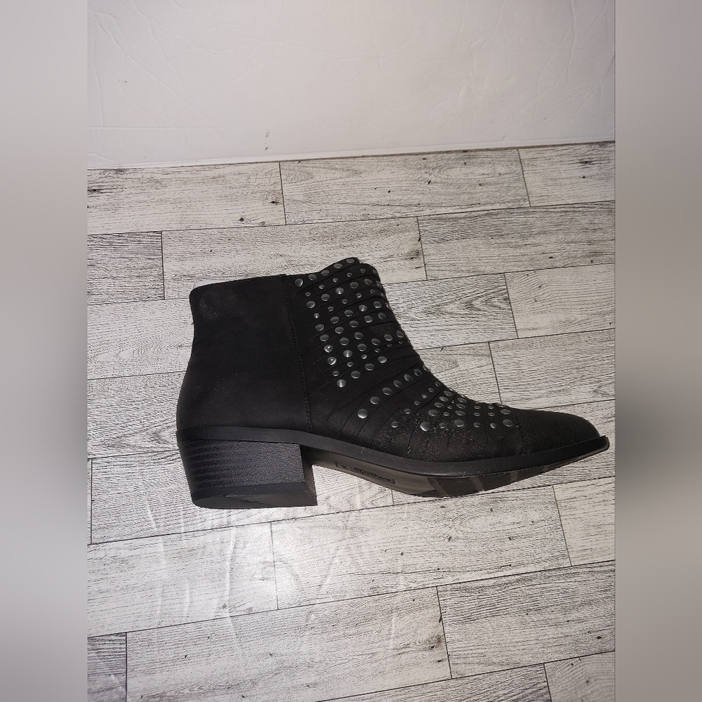 White Mountain Womens Ankle Boots 10 M Desire Black Faux Suede